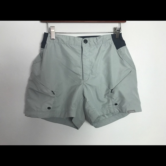 Columbia Pants - Columbia shorts small GUC
